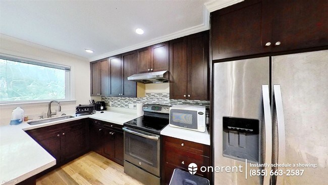 Building Photo - 1 br, 1 bath Duplex - 1137 Jackson Street -
