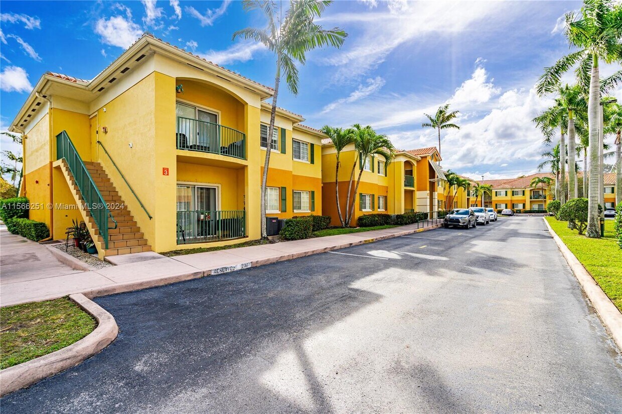 7260 NW 114th Ave Unit 10510, Doral, FL 33178 Condo for Rent in Doral