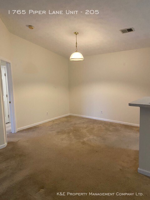Primary Photo - Spectular 2 Bedroom Condo
