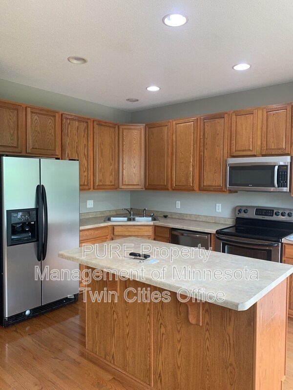 Foto del edificio - 1508 Savanna Dr