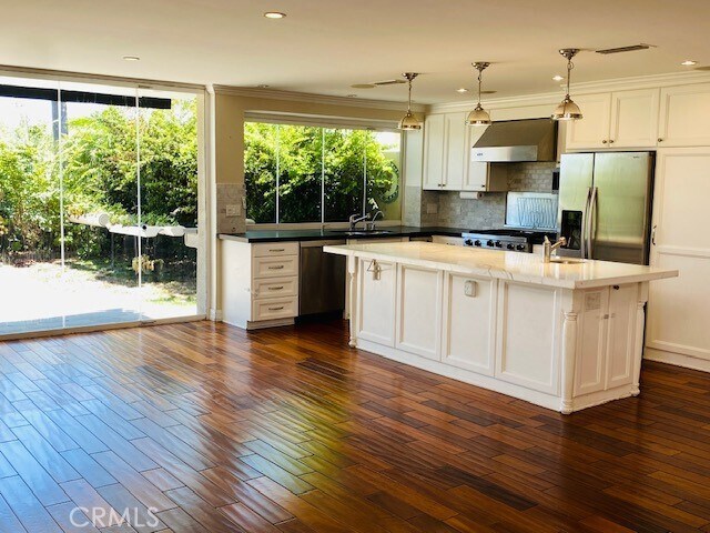 Building Photo - 48 Cormorant Cir