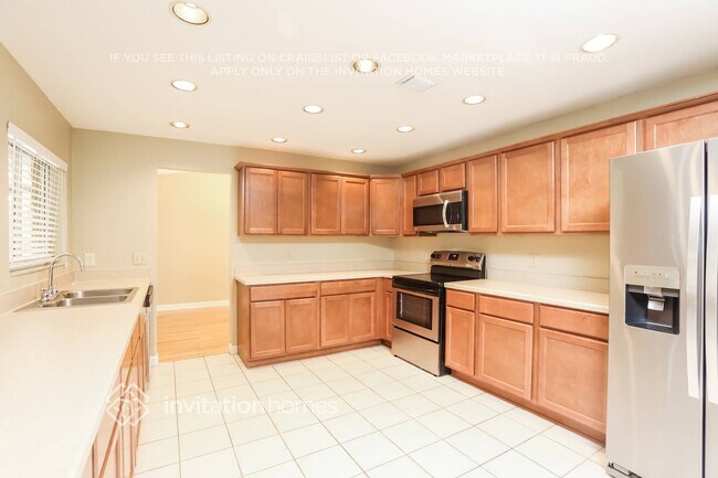 Foto del edificio - 102 Ingram Ct