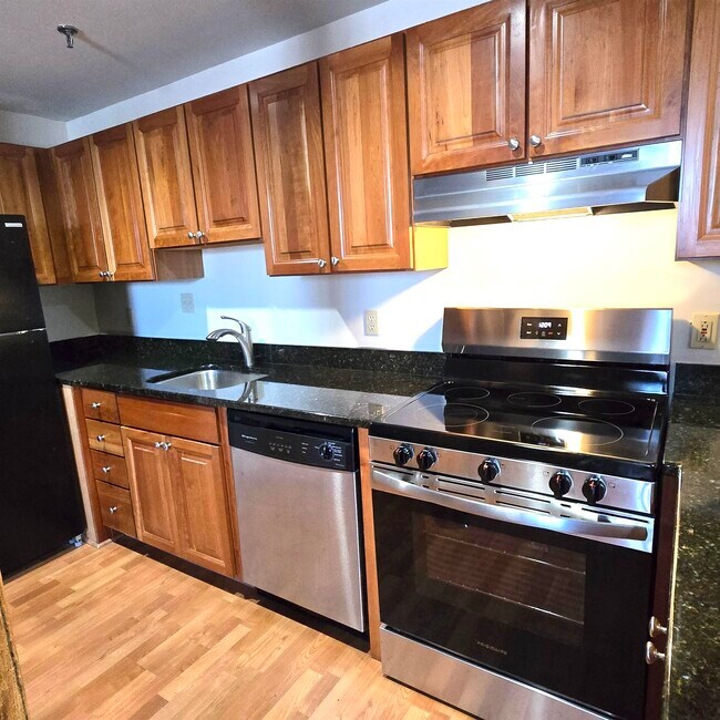 Foto del edificio - 335 Cypress St