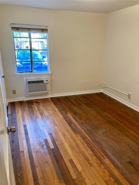 Foto del edificio - 2705 1/2 Bammel Ln