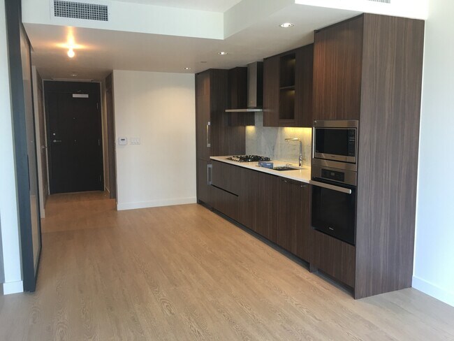 Building Photo - 1186-87 Nelson Street