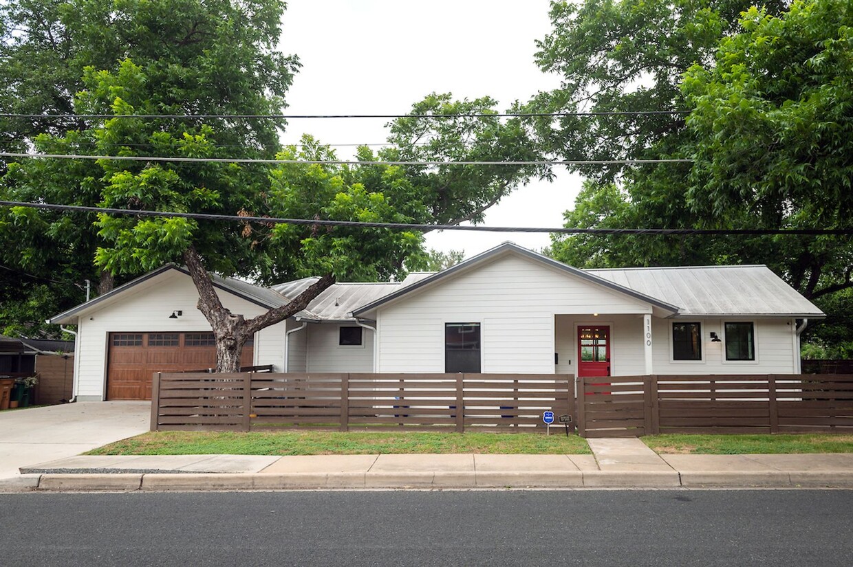 1100 Bouldin Ave, Austin, TX 78704 - House Rental in Austin, TX ...