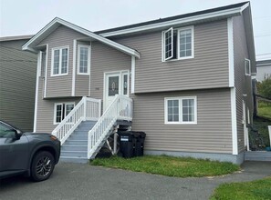 Building Photo - 590 Empire Ave