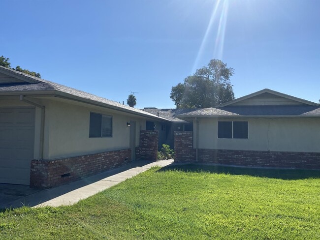 Building Photo - 3016 Delta Ave