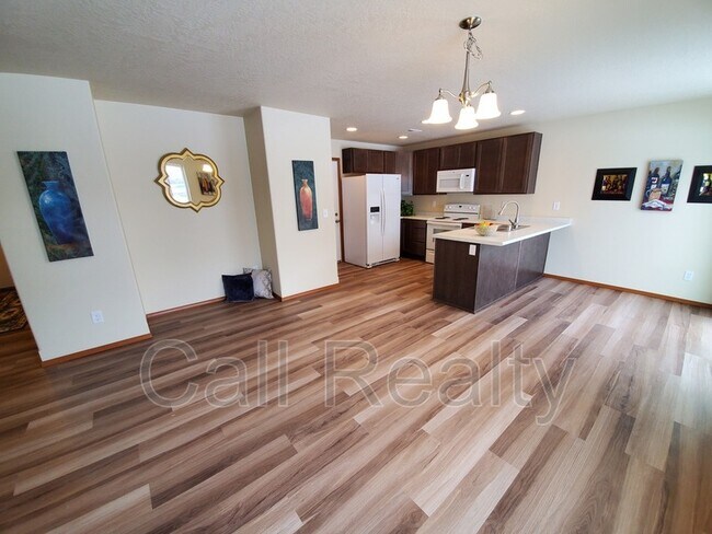 Foto del edificio - 13907 E Broad Ln