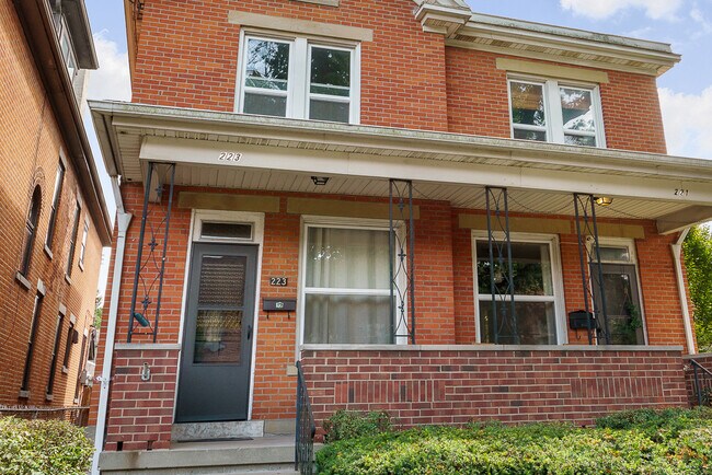 Building Photo - 223 E Whittier St