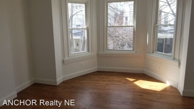 Building Photo - 3 br, 1 bath House - 57 N Felton St