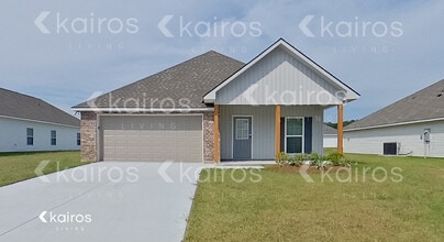 Building Photo - 13796 Pinyon Dr