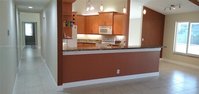 Foto del edificio - 15013 SW 10th St