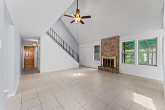 Building Photo - 11914 Meadowtrail Ln