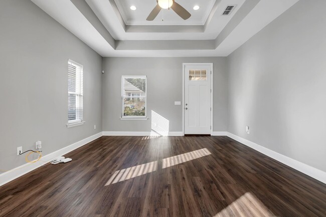 Building Photo - 4497 River Breeze Ln