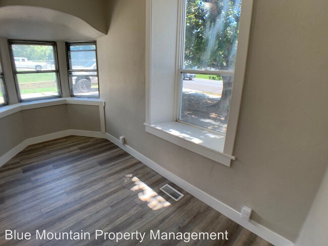 Foto del edificio - 3 br, 1.5 bath House - 349 E 200 S