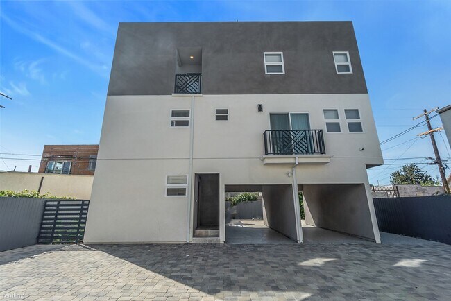 Foto del edificio - 3 br, 3.5 bath House - 4630 Saint Elmo Dri...