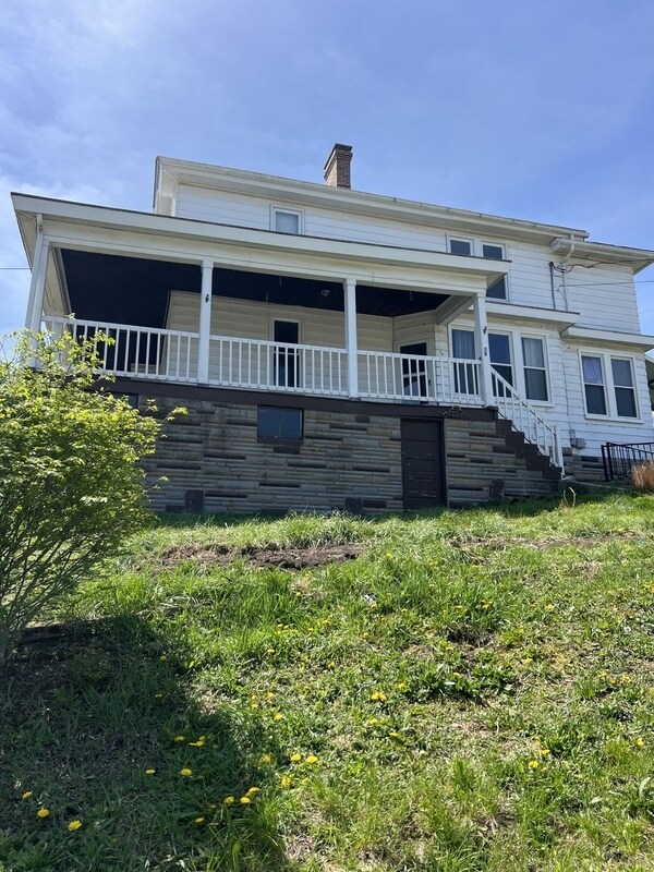 Foto del edificio - 209 Winfield Ave