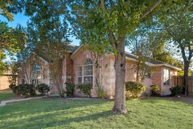 Building Photo - 5520 Chimney Rock Dr