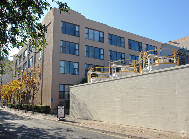 Foto del edificio - Wharf Plaza I & II