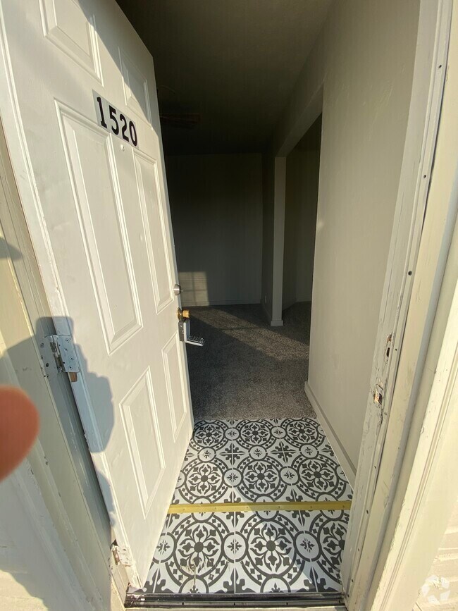 Stockyards City Main Street Apartments under 3,000 Oklahoma City, OK