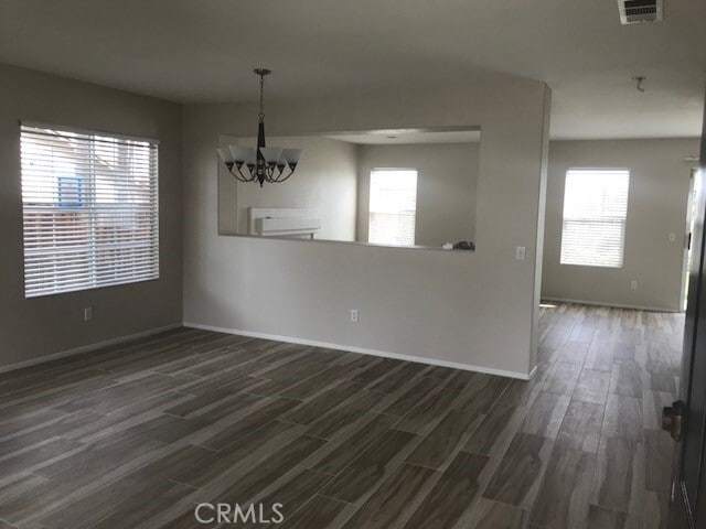 Building Photo - 3571 Hawthorne Dr