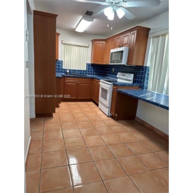 Foto del edificio - 10371 SW 201st Ter