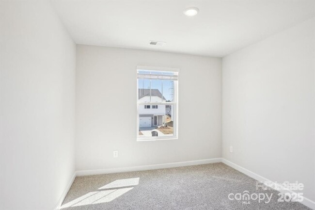 Building Photo - 1741 Braemar Vlg Dr