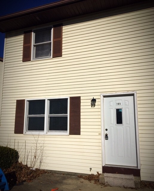 Building Photo - 107 Clearview Ct