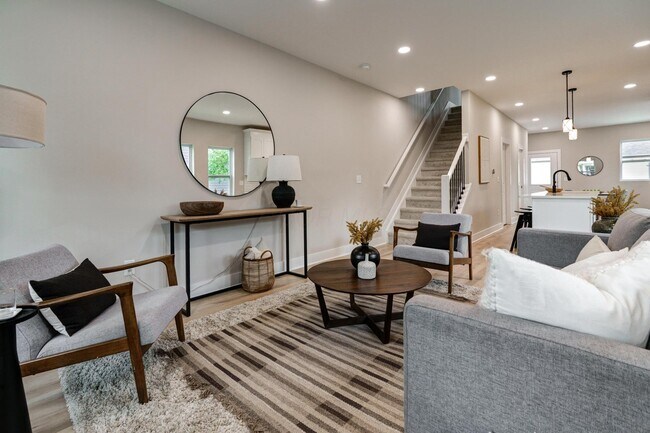 Foto del edificio - 2589 Dayton Ave