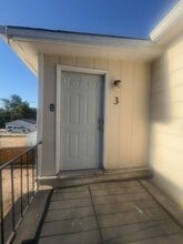 Building Photo - 1822 8th Ave