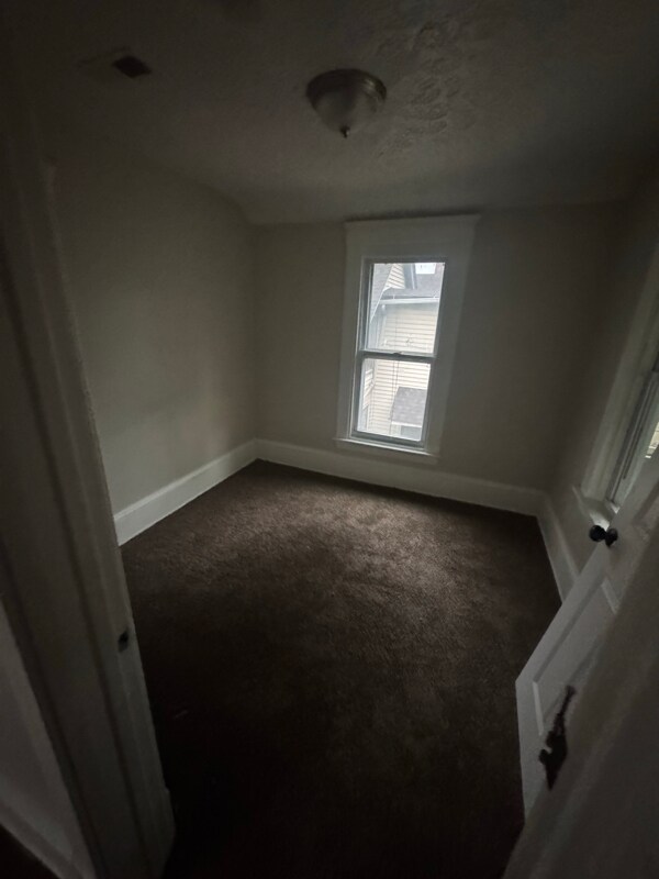 Foto del edificio - 1427 E 51st St