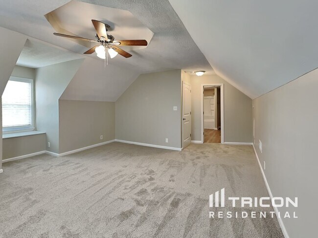 Foto del edificio - 2103 Winthorne Ln
