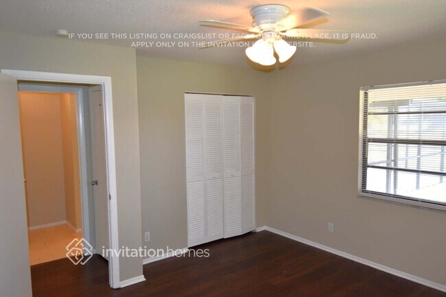 Building Photo - 209 Uruguay Dr