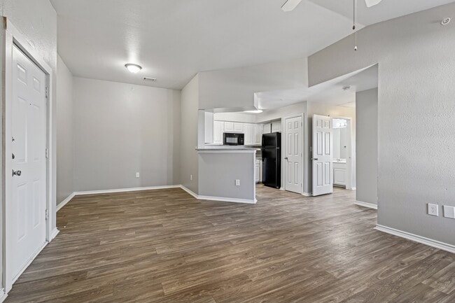 Building Photo - The Arwen