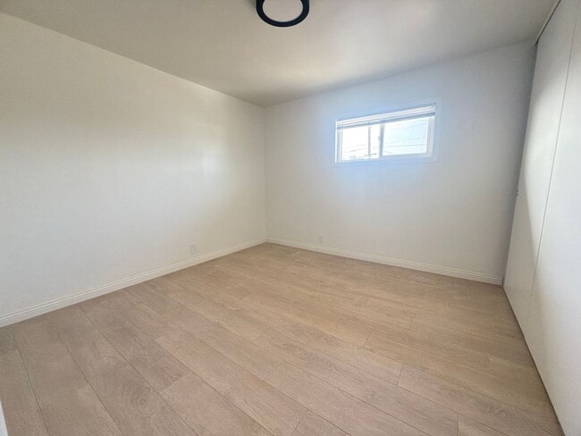 Foto del edificio - 2400 Del Mar Ave