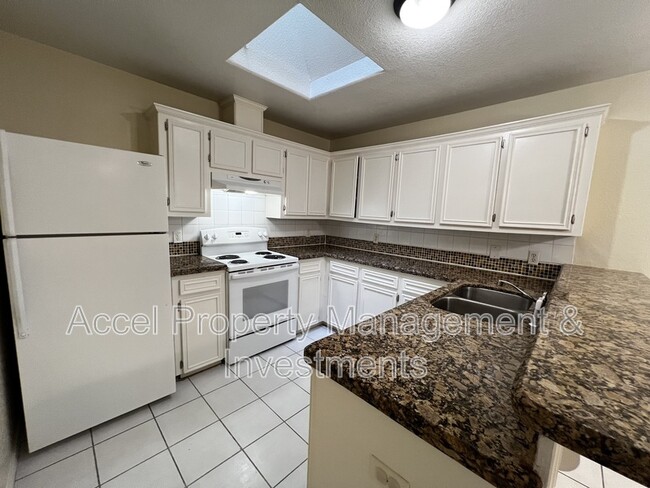 Foto del edificio - 2401 Kimberly Ln