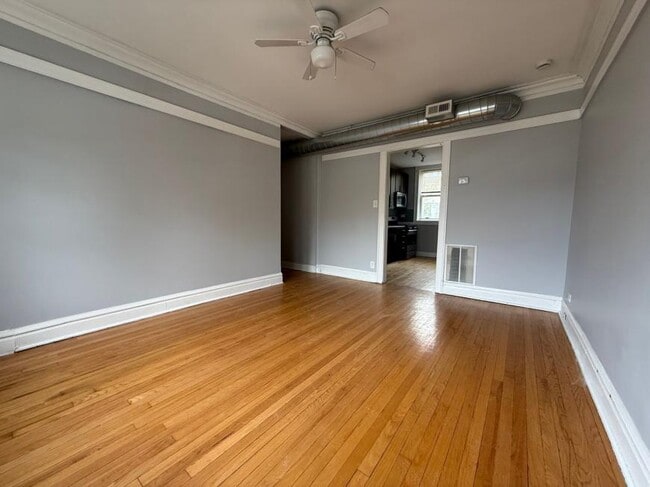 Building Photo - 2 bedroom in Chicago IL 60641