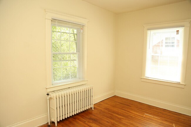 Foto del edificio - 1405 Grady Ave