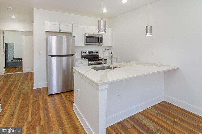 Foto del edificio - 2940 W Dauphin St