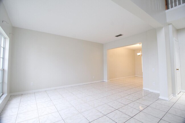 Foto del edificio - 3286 Falcon Point Dr