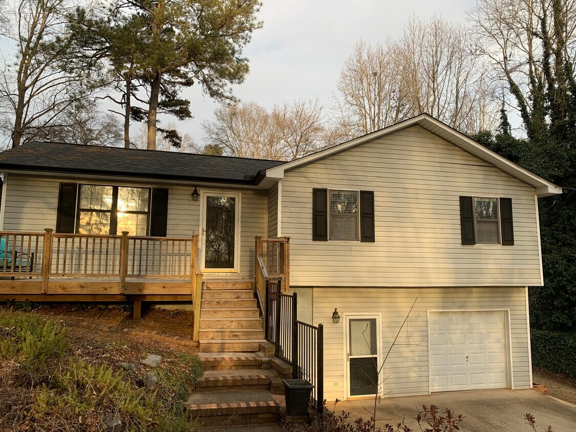 Foto principal - 835 Idlewood Rd