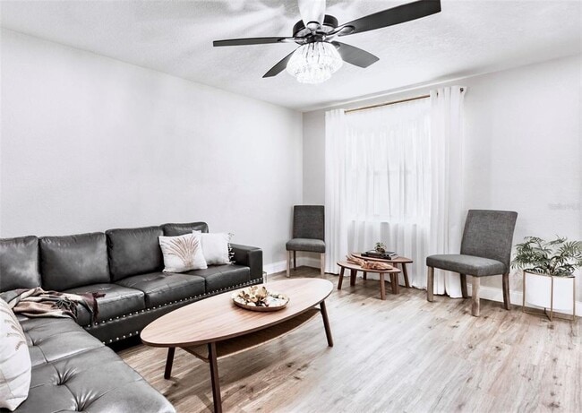 Foto del edificio - 6220 Interbay Ave