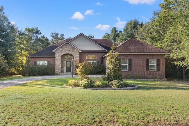 Foto del edificio - 120 Lake Merial Blvd