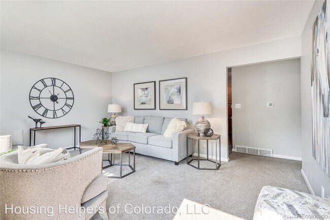 Foto del edificio - 4 br, 1 bath House - 700 32nd Street