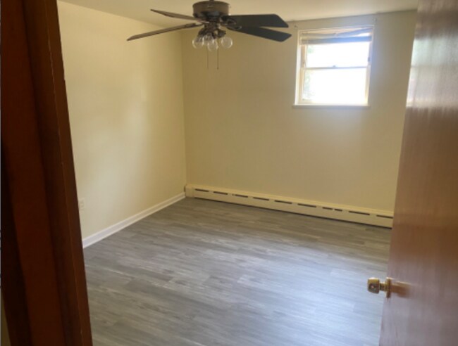 Foto del edificio - 1069 Burnham Ave