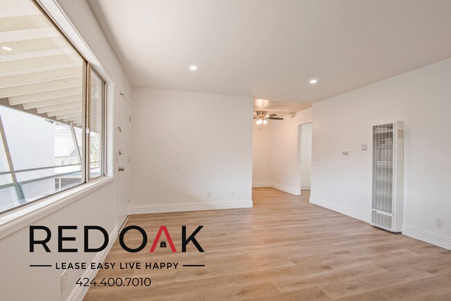 Building Photo - Luminous and Welcoming One Bedroom with Ga...