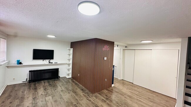 Foto del edificio - 6646 McCallum St