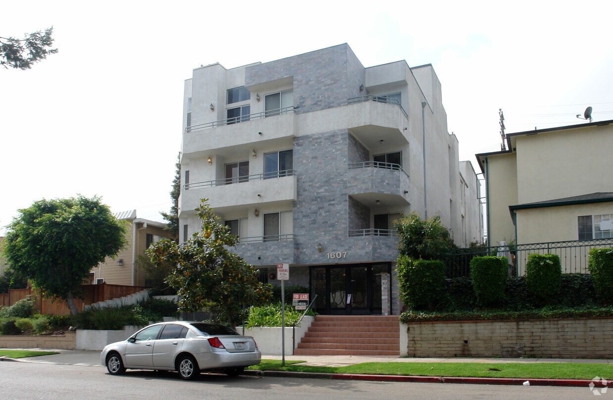 1607 Glendon Ave, Los Angeles, CA 90024 Apartments in Los Angeles, CA