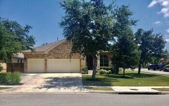 Building Photo - 2644 Hilltop Divide Ln